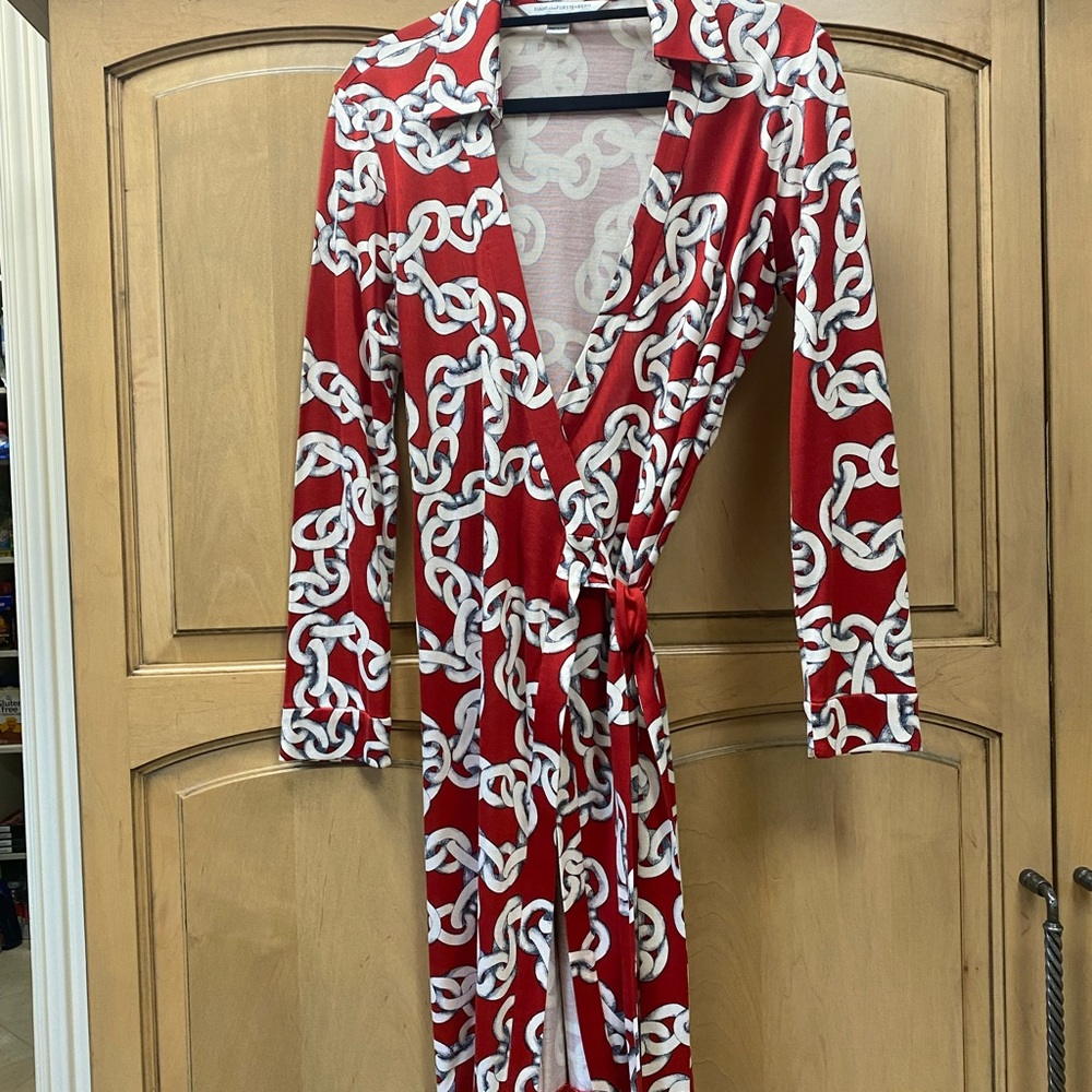 Diane Von Furstenberg Long sleeve wrap dress